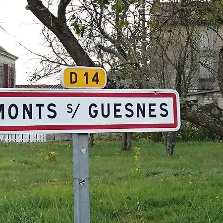Casa de Férias L'olivier Monts-sur-Guesnes